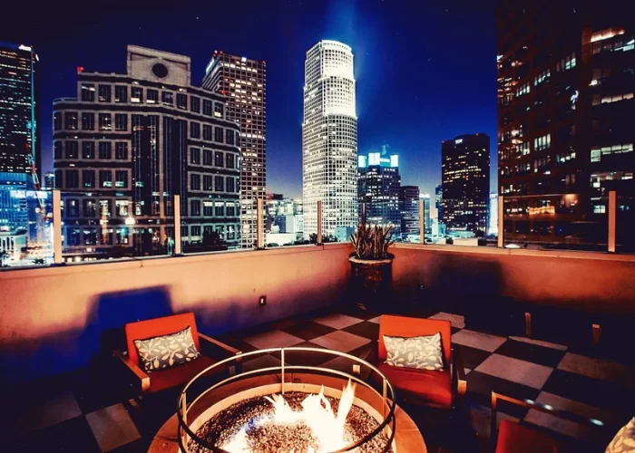 Best Bars in LA | Top Rooftop Bars, Breweries & Hidden Gems 4 Downtown LA Pub Crawl