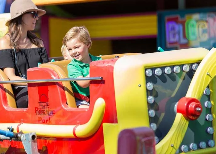 Things to Do in LA with Kids and Family 4 Santa Monica Pier Rides